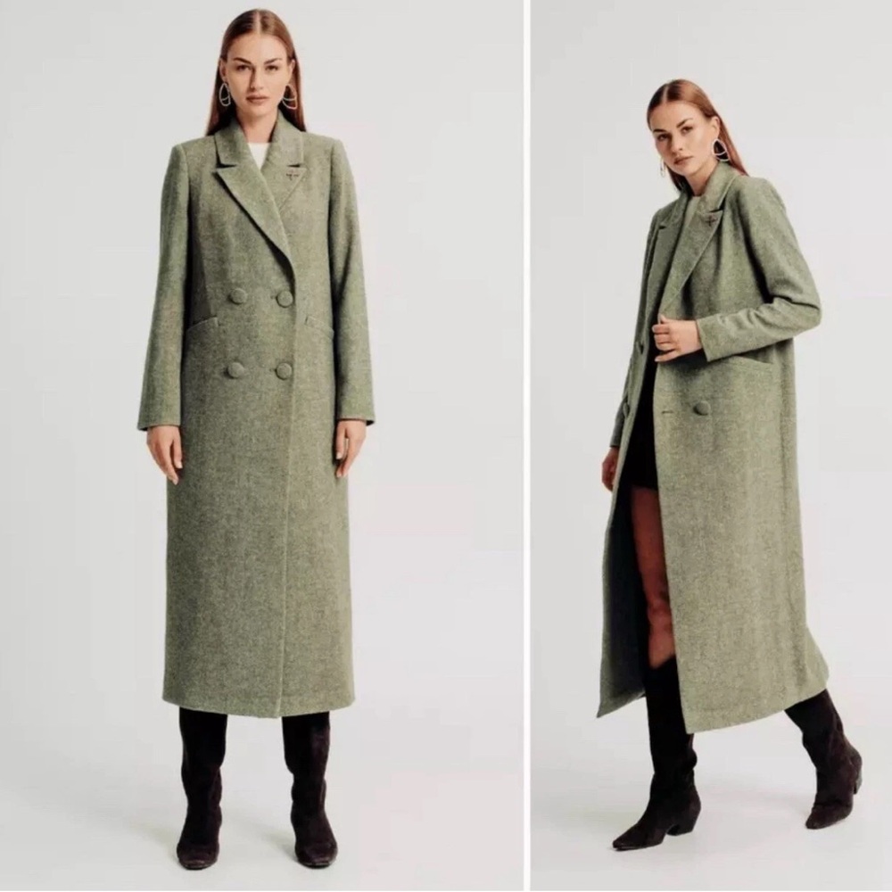NWOT Torn by Ronny Kobo tyra coat color moss size Medium. Long coat